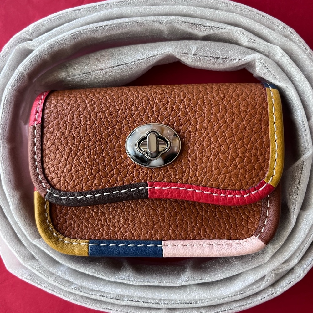 🦁 COACH COACHTOPIA WAVY WALLET WITH  COLORFUL BINDING IN UPCRAFTED LEATHER 🦁 - Picture 9 of 16